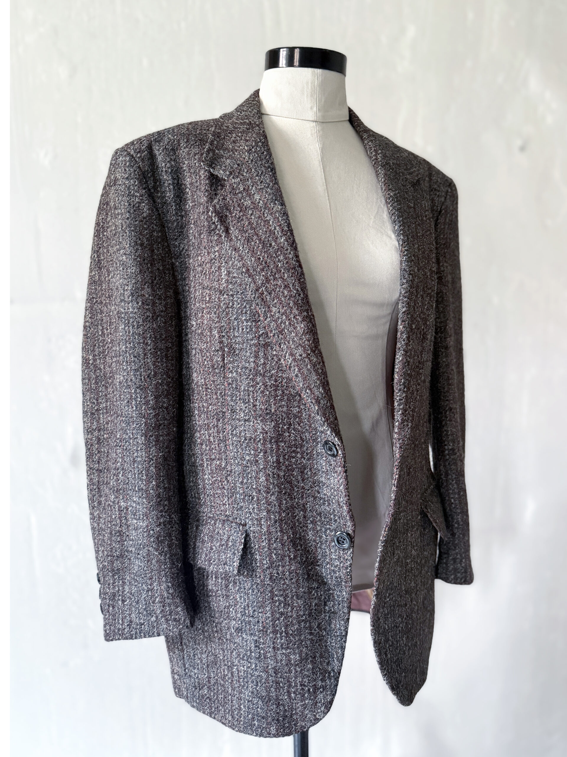 Grey-Pink Herringbone Wool Blazer - Image 6