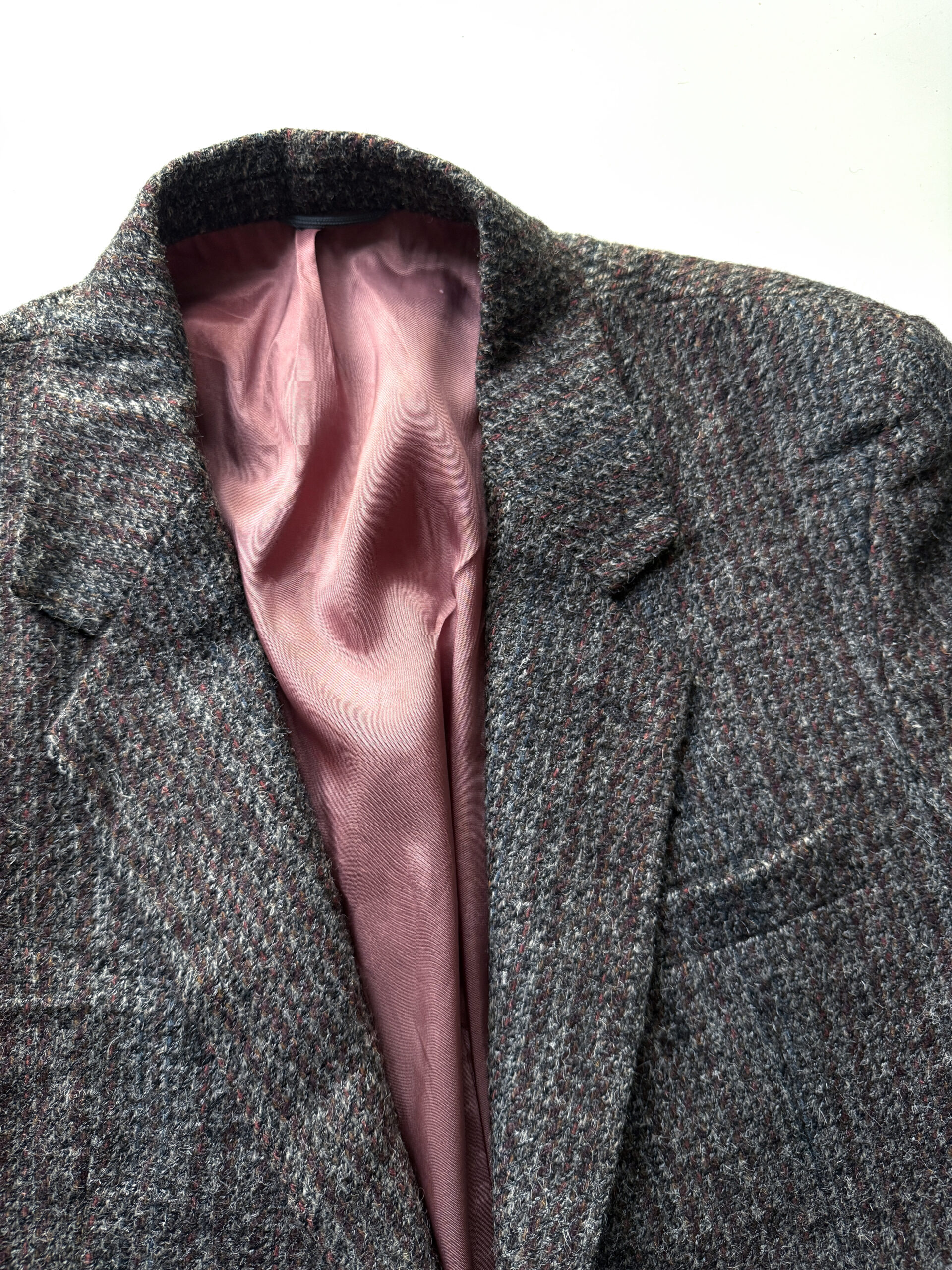 Grey-Pink Herringbone Wool Blazer - Image 3