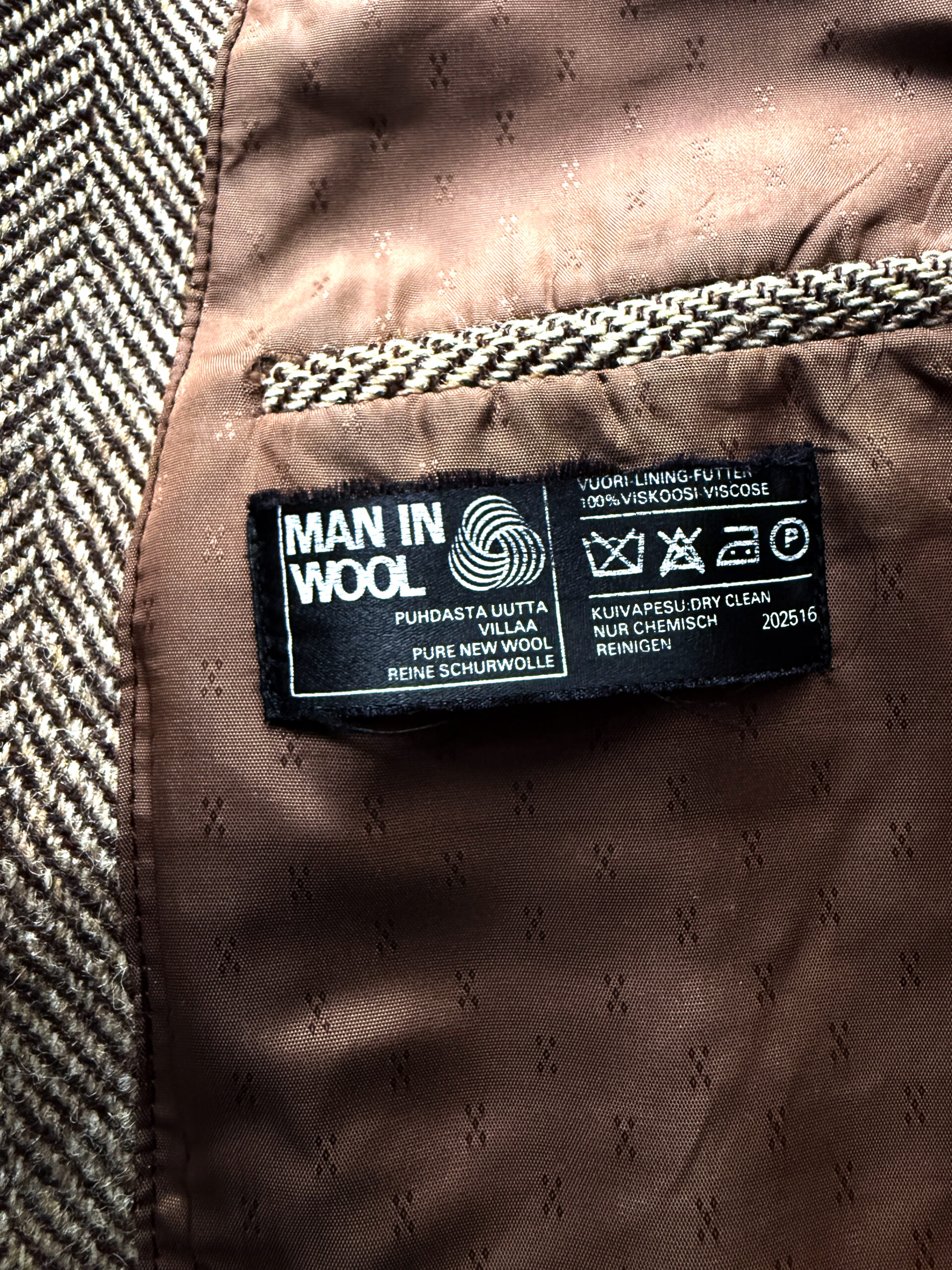 Brown Herringbone Wool Blazer with Pick Stitching - Image 9