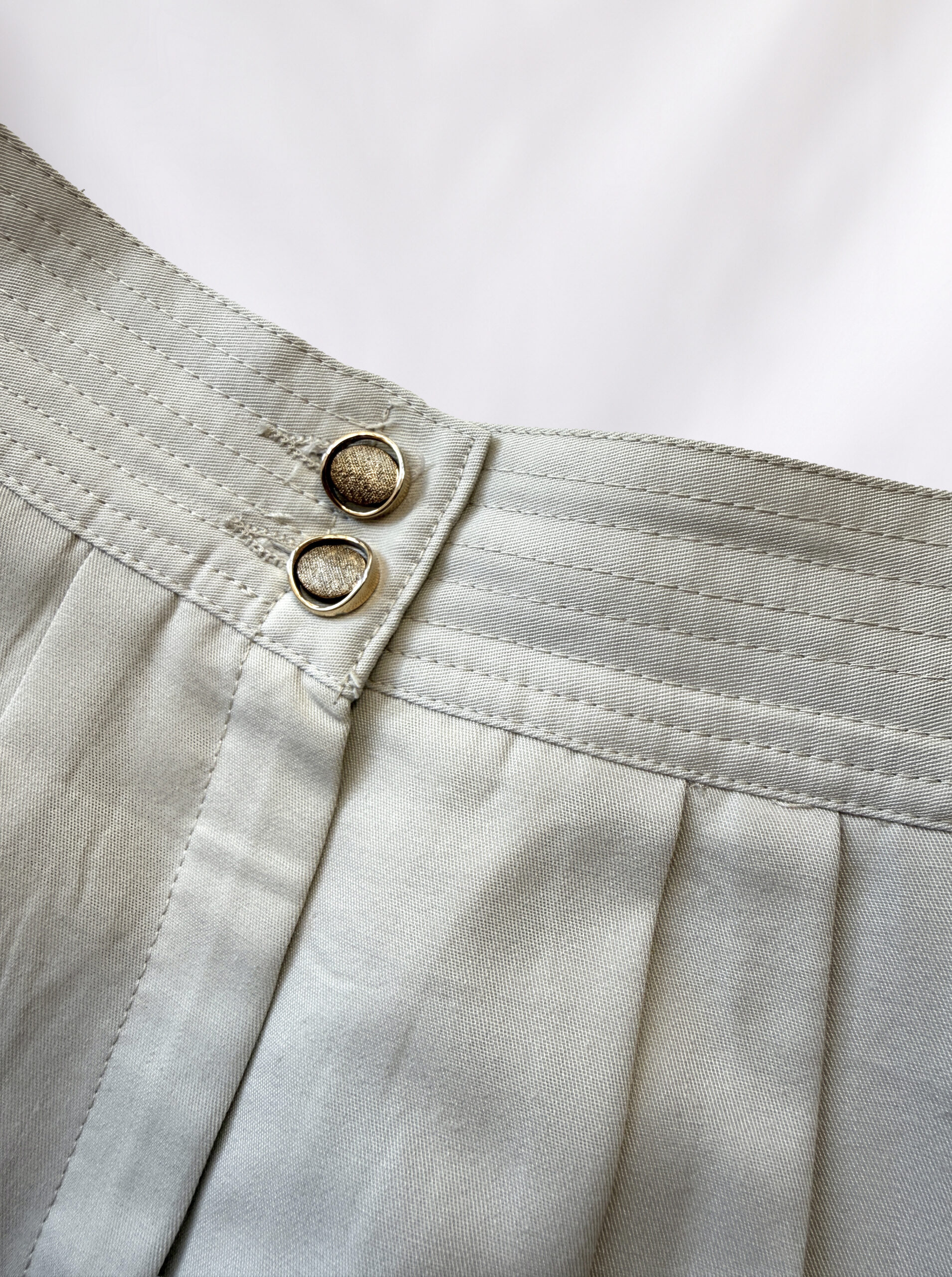 Ivory High-Waisted Culotte Shorts - Image 2