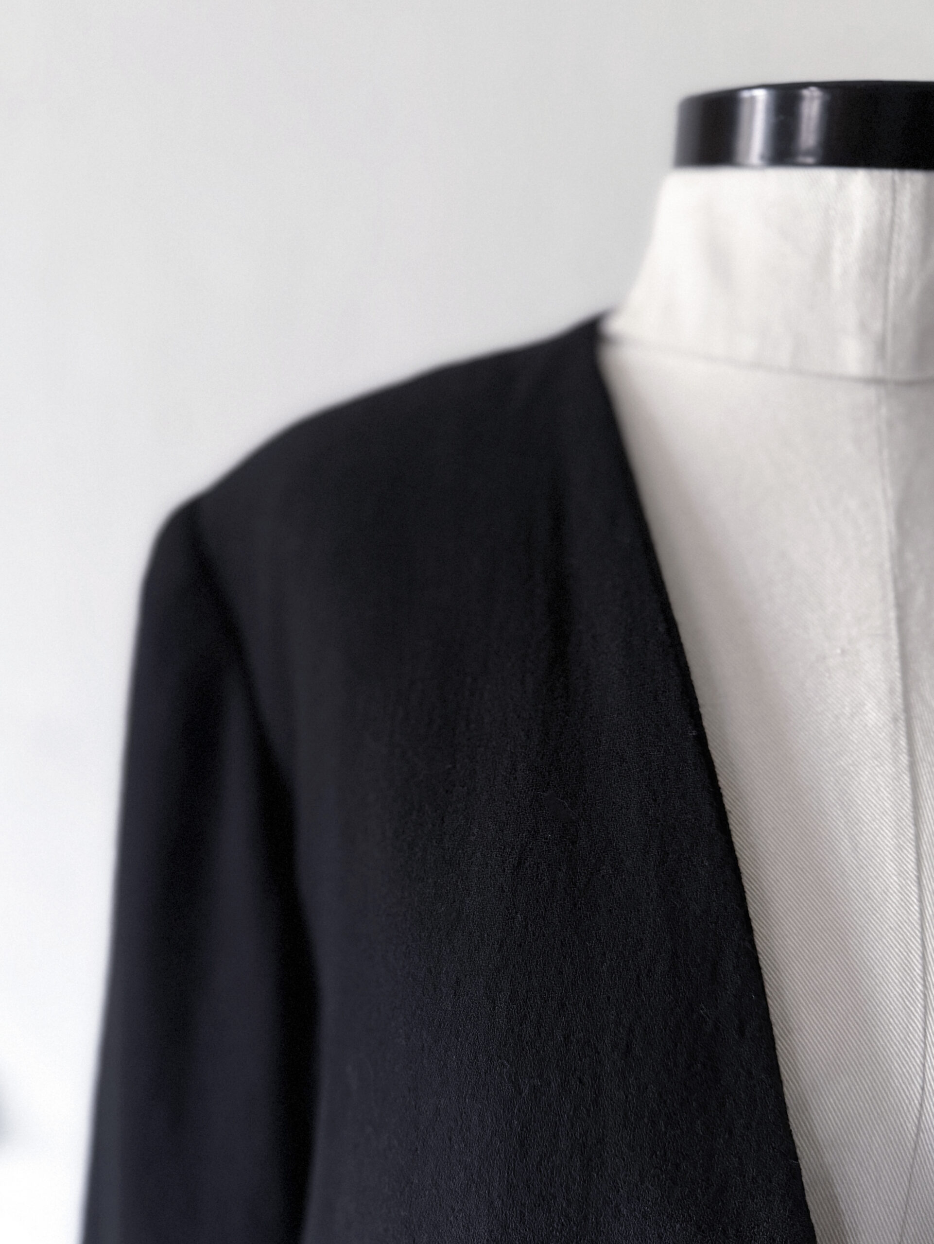 Handmade Virgin Wool Jacket with Lace Trim - Image 8