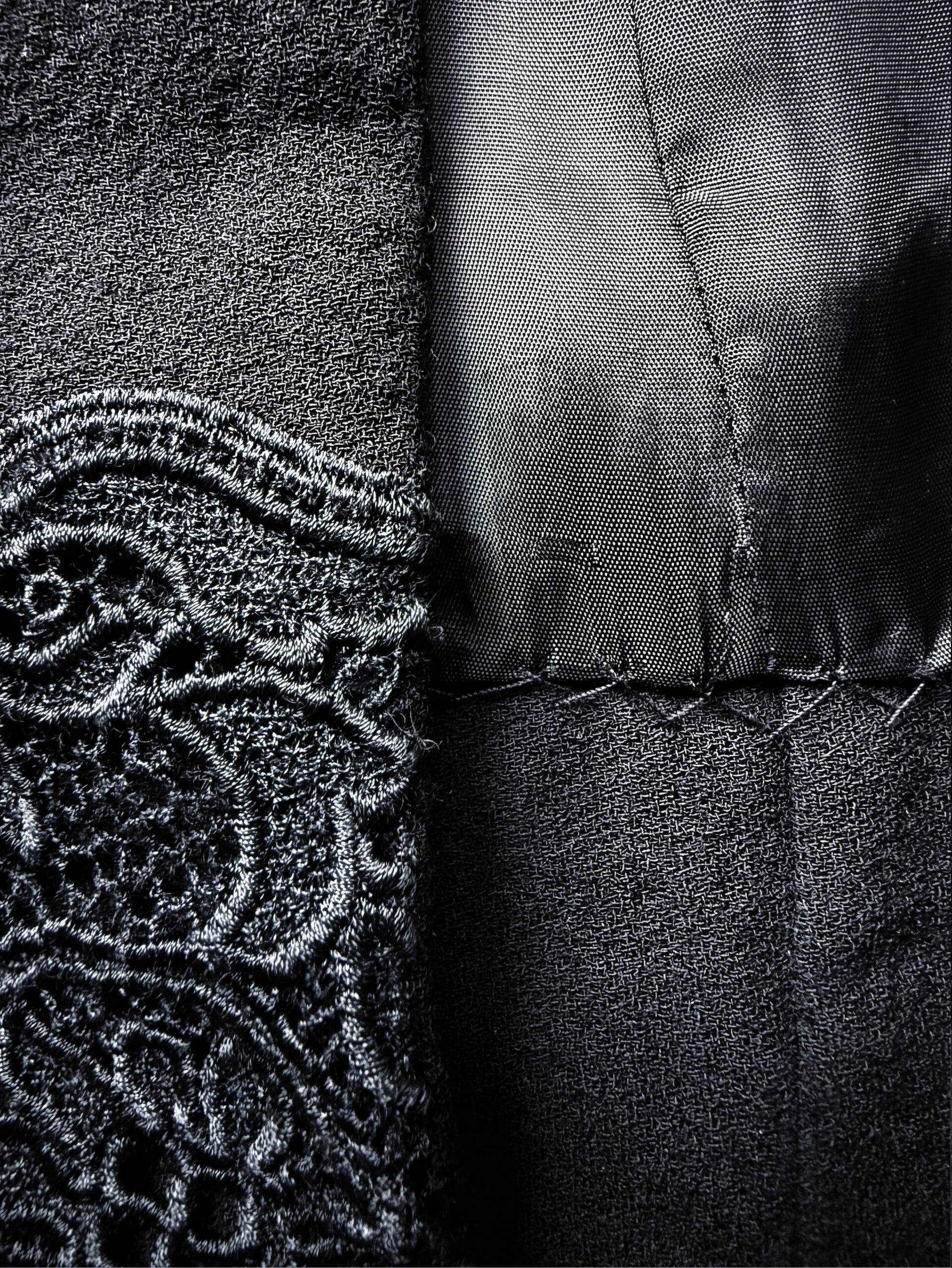 Handmade Virgin Wool Jacket with Lace Trim - Image 12