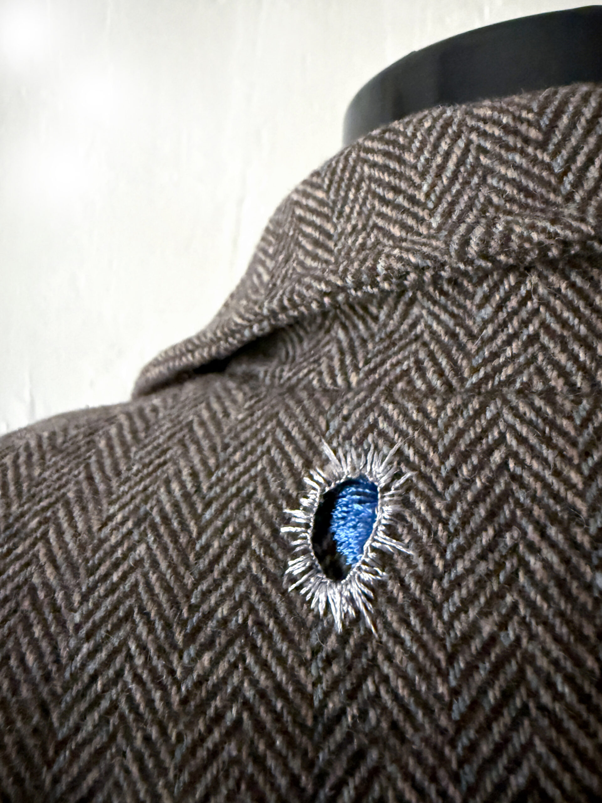 Brown Herringbone Wool Blazer with Blue Mending - Image 4